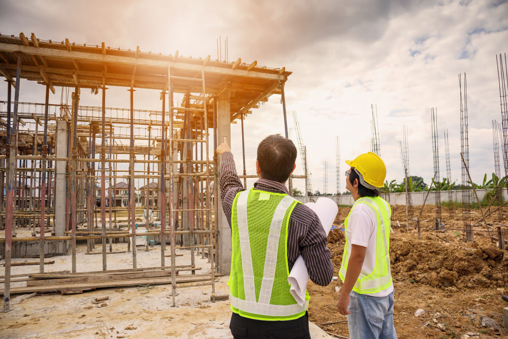 obreros en una construccion